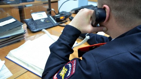 В Половинском районе полицейские задержали подозреваемого в совершении грабежа